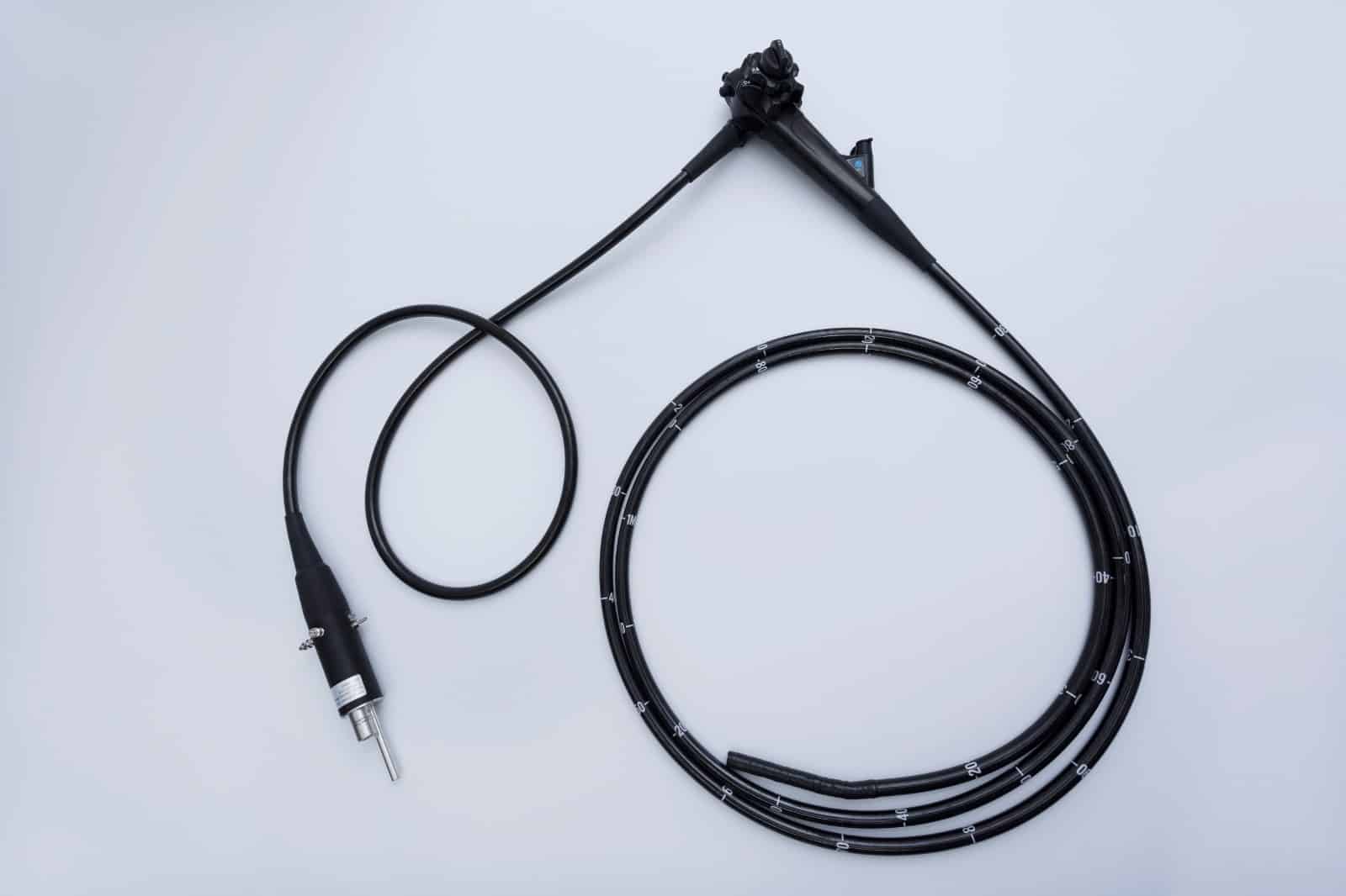 Flexible endoscope with control handle and insertion tube